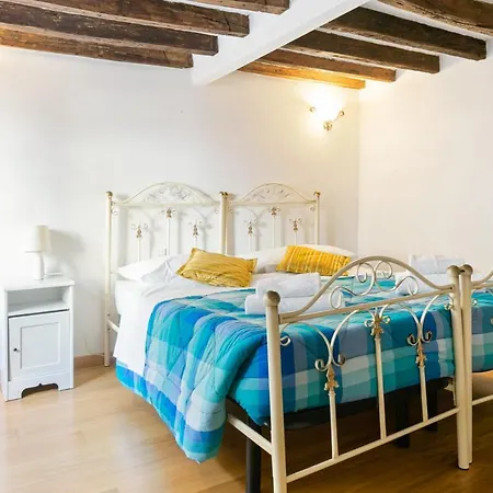 Guesthost - Giardino Bardini Cozy Apartment-3